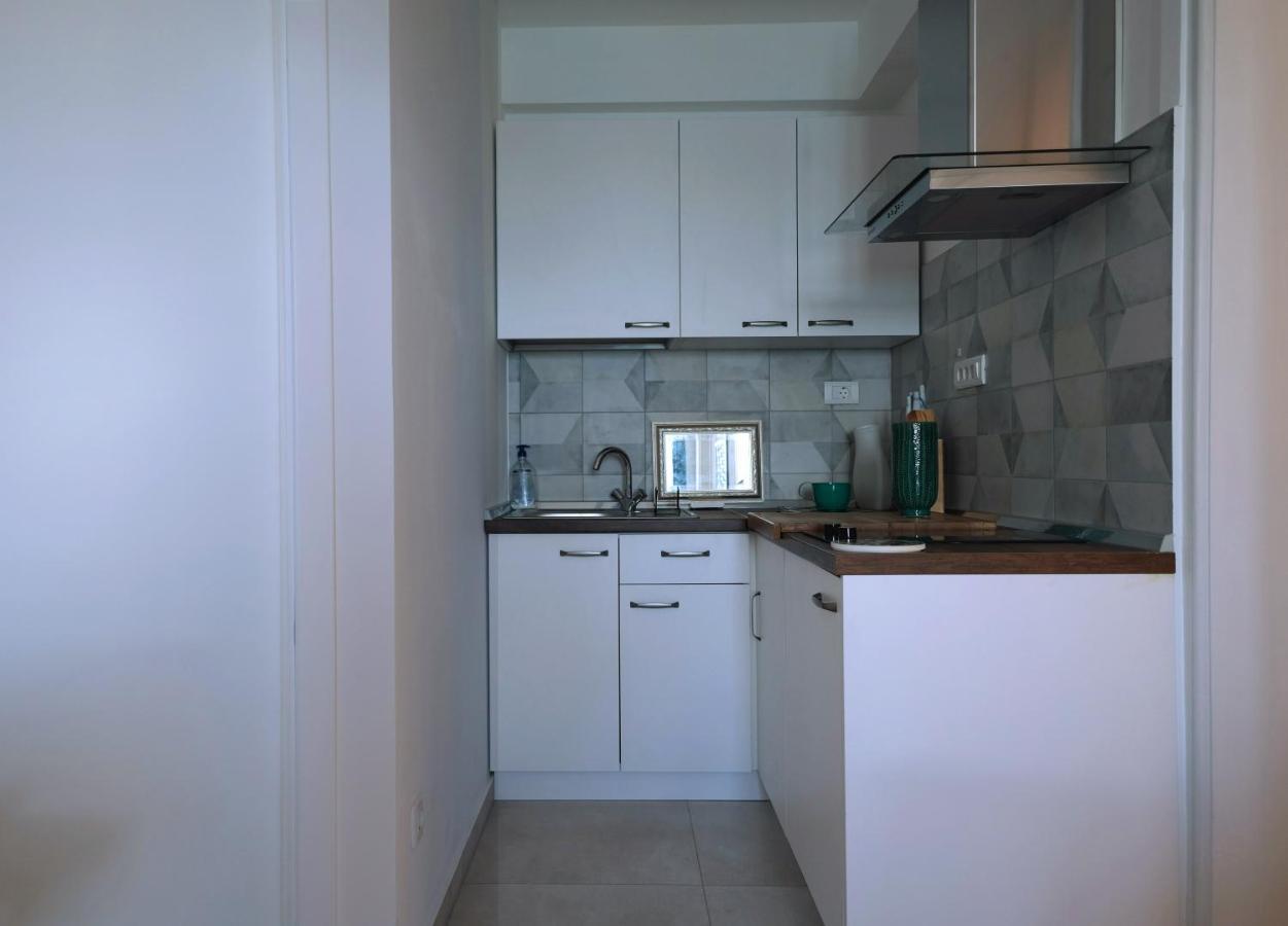 Seaview Apartment Tribunj  Exterior photo